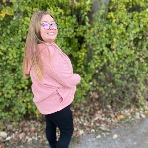 Meet your Posher, Angelica